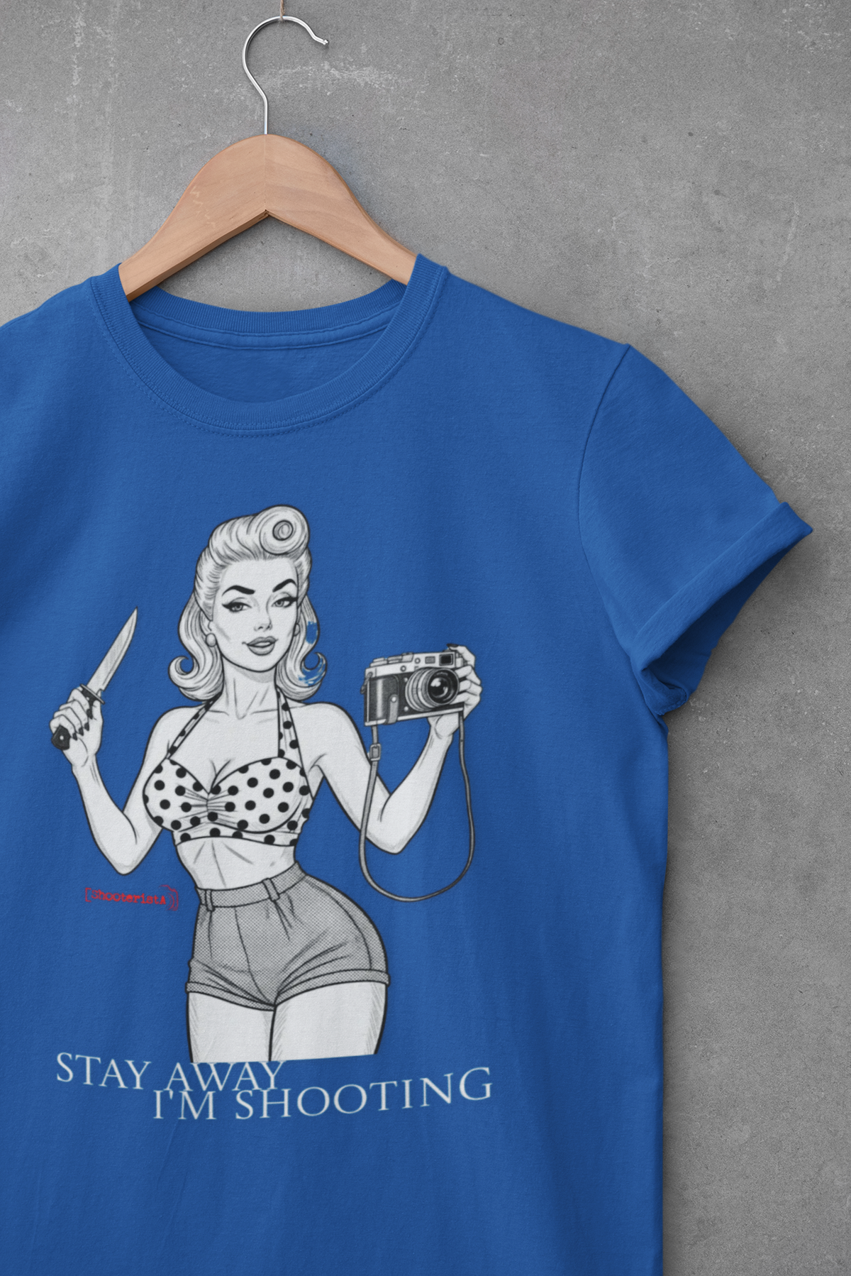 Retro Dangerous Pin-Up – Women's T-shirt