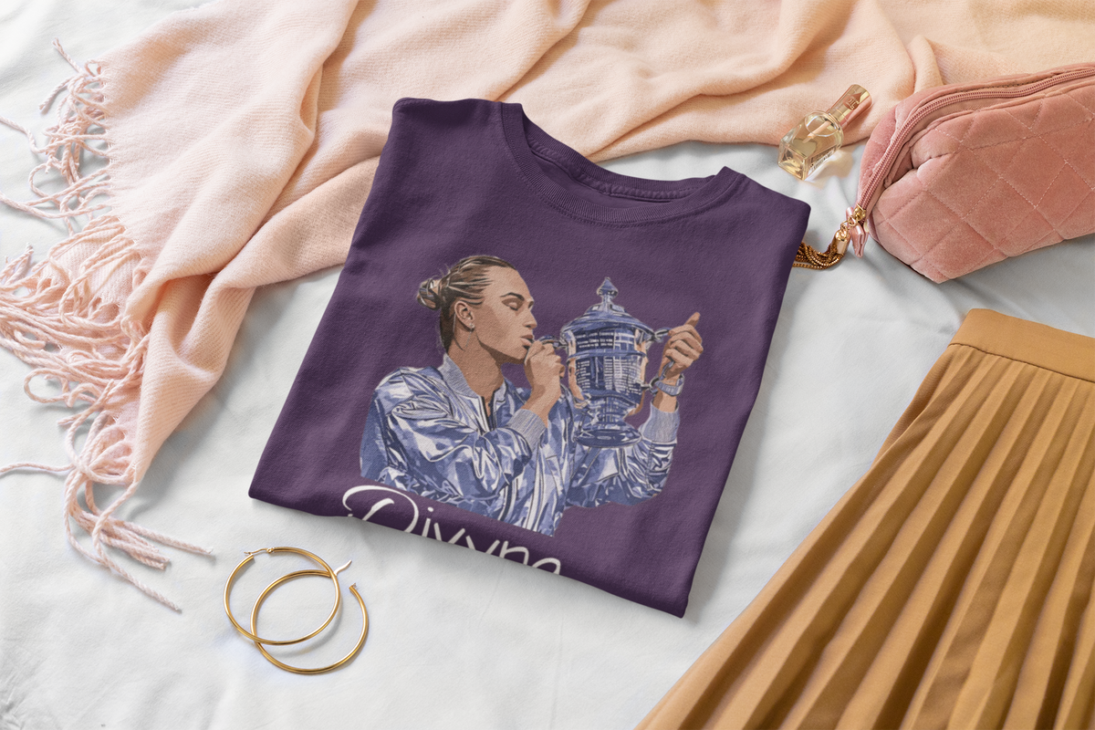 Divyna Aryna - Women's T-shirt.