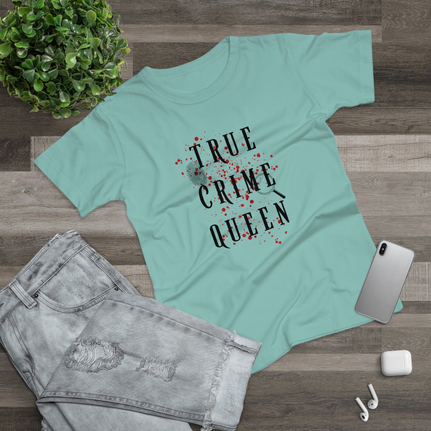 True Crime Queen -Women's T-Shirt